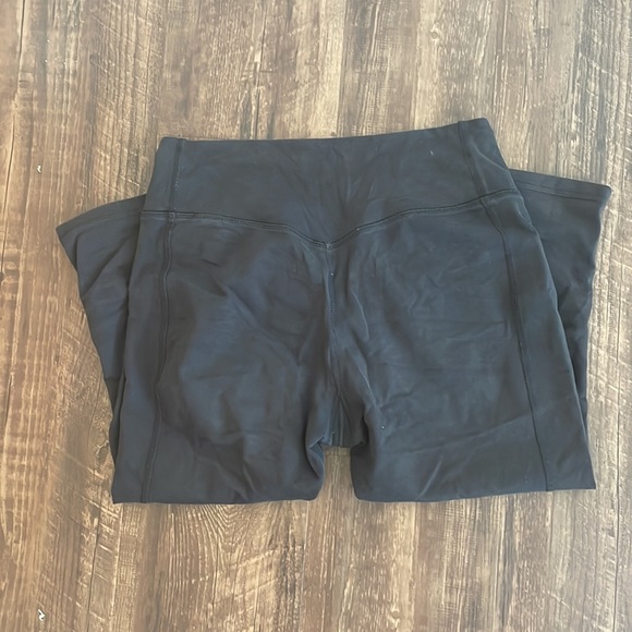 Black Nike Crop Leggings - Picture 2 of 2